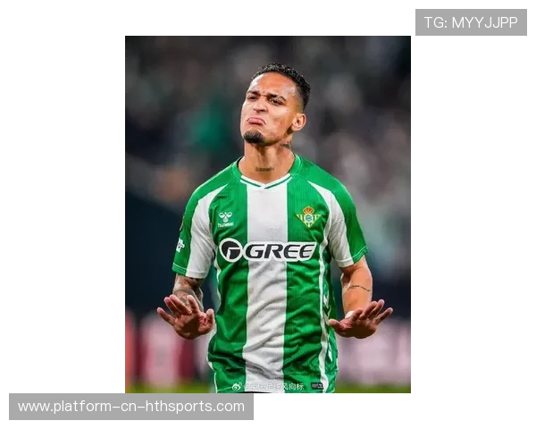 曼联持续围绕前场组合打造节奏,安东尼创造力不错